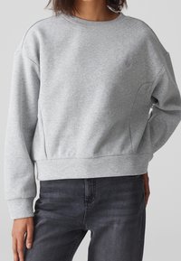OPUS Sweatshirt - grey