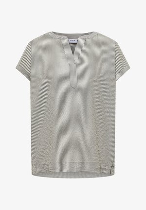 Kortærmet beige og hvid stribet bluse med V-udskæring og løs pasform.