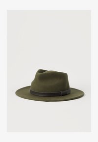 Niewybrane, olive