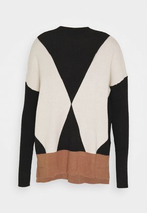 Pull en maille avec un design à blocs de couleur en crème, noir et rouille ; motifs en forme de V à l'arrière ; coupe décontractée ; ourlet côtelé.