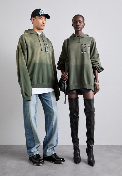 032c SPLICED BUBBLE HOODIE UNISEX - Jersey con capucha - faded olive drab