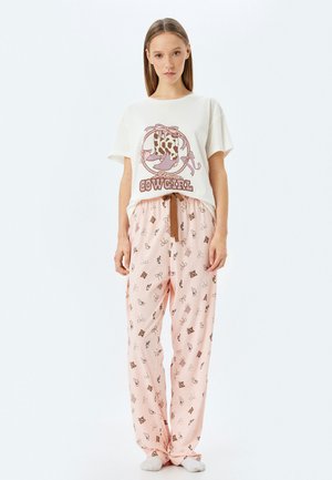 Pyjamas - brown