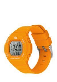 Reloj digital con una correa de silicona naranja, una pantalla digital rectangular, accesorios de color plata y botones etiquetados para funciones como alarma y luz.