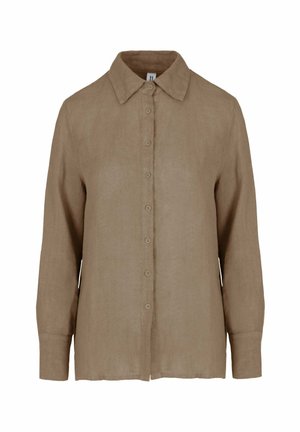 Koszula z długim rękawem zapinana na guziki, wykonana z jasnobrązowego lnu, z klasycznym kołnierzykiem i guziczkami na mankietach.