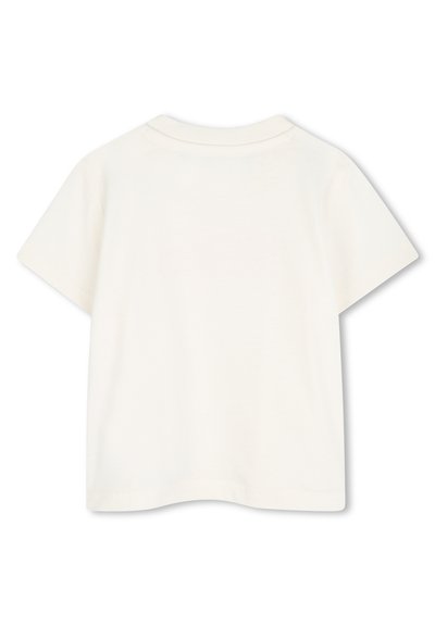Korte mouwen, ronde hals t-shirt in off-white katoen. Soepele structuur met een eenvoudig ontwerp, zonder zichtbare patronen of accenten.
