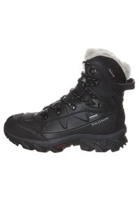 Bota de senderismo negra con parte superior de cuero texturizado, forro de piel sintética, sistema de cordones reforzado y suela de goma resistente para un buen agarre.