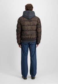 Alpha Industries PUFFER - Bomber dzseki - dark olive camo