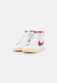 Nike Sportswear Sneakers - white