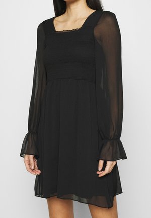 Trendyol Robe de soirée - black