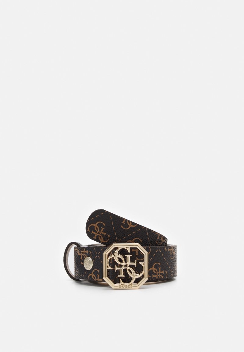 Ceinture en cuir noir avec motif monogramme marron et boucle octogonale dorée présentant des lettres entrelacées sur un fond blanc.