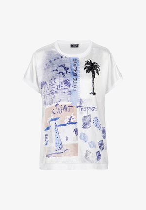 Weißes T-Shirt mit blauen und beigen Küstenmotiven, schwarzem Palmenbaum aus Pailletten, Muschel-Illustrationen und dem Text „Côte d'Azur“ und „Saint Tropez“.