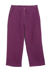 Unselected, cassis