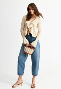 New Look - CREAM FRILLY TRIM TIE FRONT POINTELLE  - Vest - cream Miniatuurafbeelding 1
