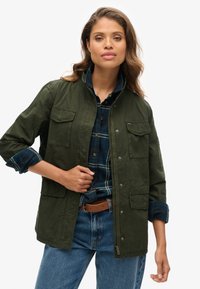 Superdry & Co TROPEZ oliwkowy