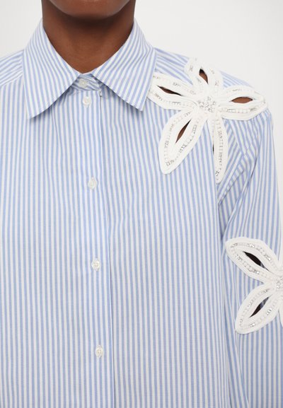 sandro SHIRT WITH FLOWERS - Camicia - bleu ciel