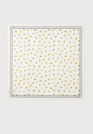 Witte vierkante sjaal met kleine gele citroenpatronen en zwarte cursieve tekst "Hugo", omlijst door een dunne zwarte dubbele lijn.