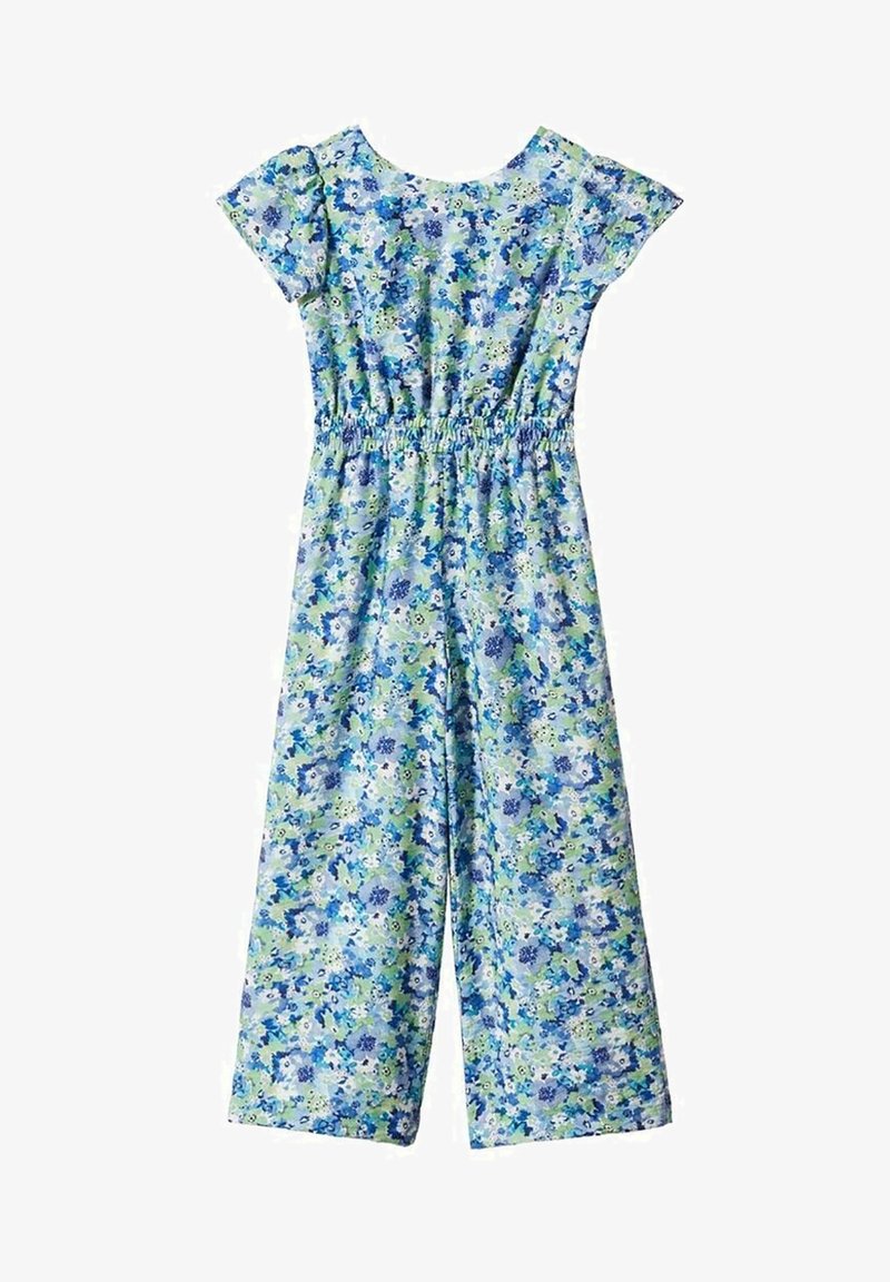 Combinaison florale à manches courtes, avec une taille smockée, dans des teintes de bleu et de vert sur un fond clair avec des motifs floraux variés.