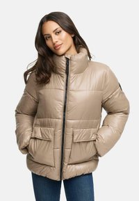 Puffer jacket in beige with a high collar, zip closure, two front pockets, and a glossy, quilted texture.