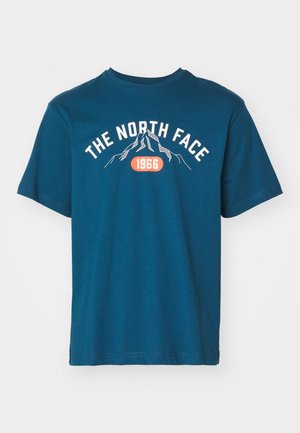 The North Face M VARSITY GRAPHIC RELAXED SS TEE - T-shirt med print - midnight petrol