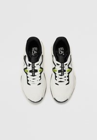 EA7 Emporio Armani Tenisové boty na všechny povrchy - white/black