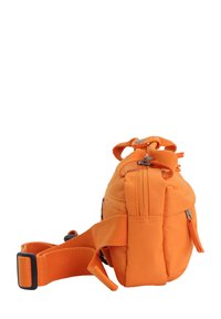 Orange Nylon Schultertasche mit Reißverschluss, verstellbarem Tragegurt und strukturierten Akzenten. Kompakte, runde Form mit einem oberen Kordelzug-Detail.