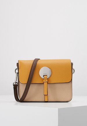 Skuldertasker - mustard yellow