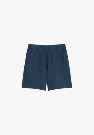 Granatowe szorty z teksturowanej tkaniny, z elastycznym paskiem w talii i dwoma bocznymi kieszeniami. Prosty krój nogawki, długość do połowy uda.