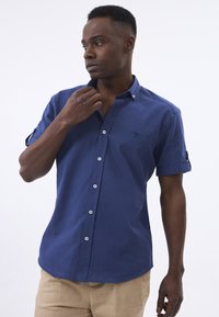 Unausgewählt, dark blue