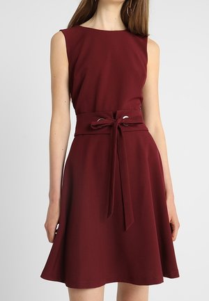 Freizeitkleid - bordeaux