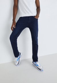 Replay Vaqueros rectos - dark-blue denim