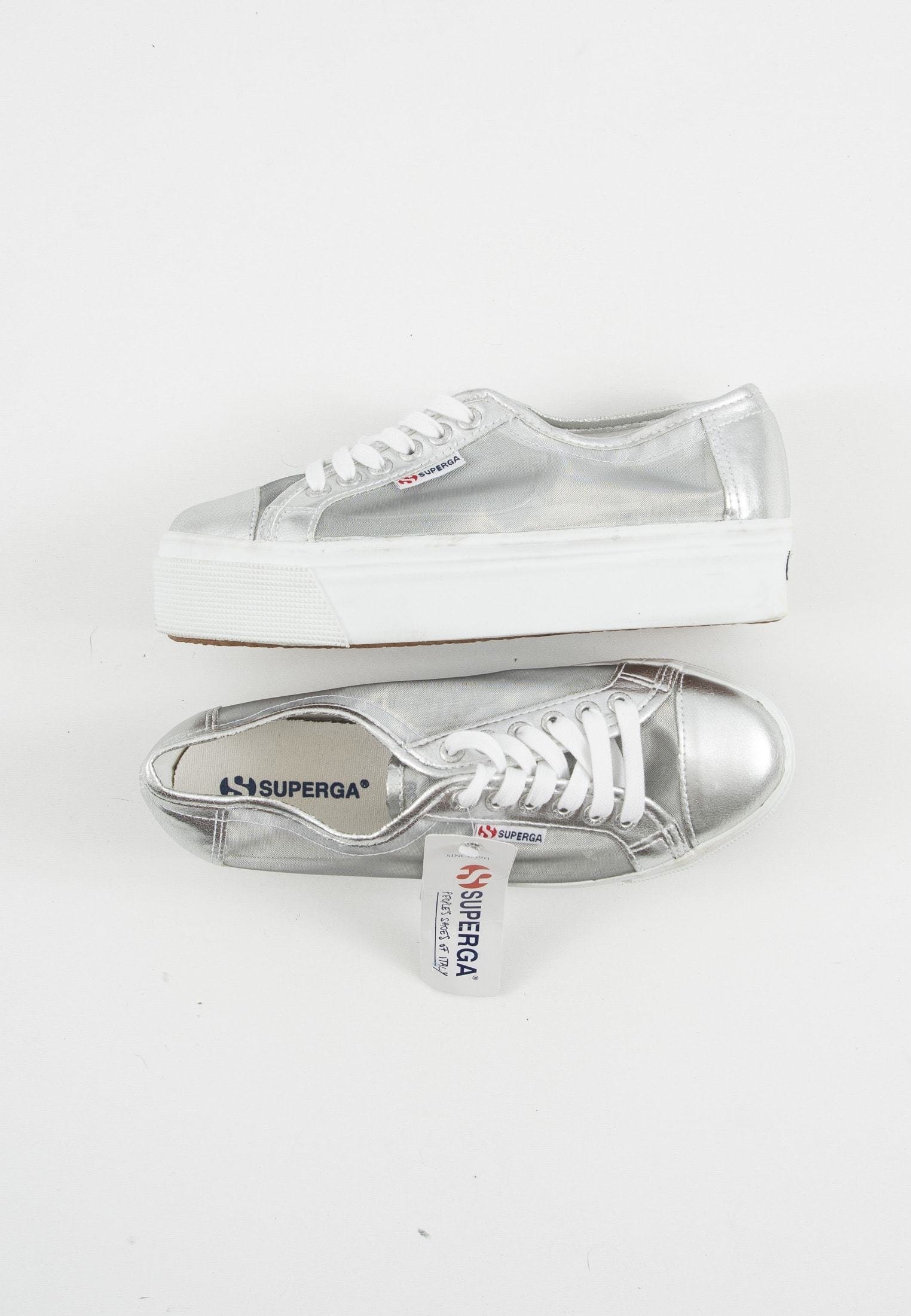 deportivo plataforma negro superga - Saxo Zapatos