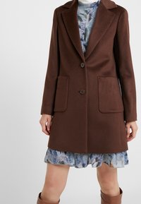 MAX&Co. Krátký kabát - brown