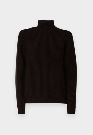 Jersey de cuello alto de punto en marrón oscuro, con una textura acanalada, mangas largas y un corte relajado con hombros caídos.