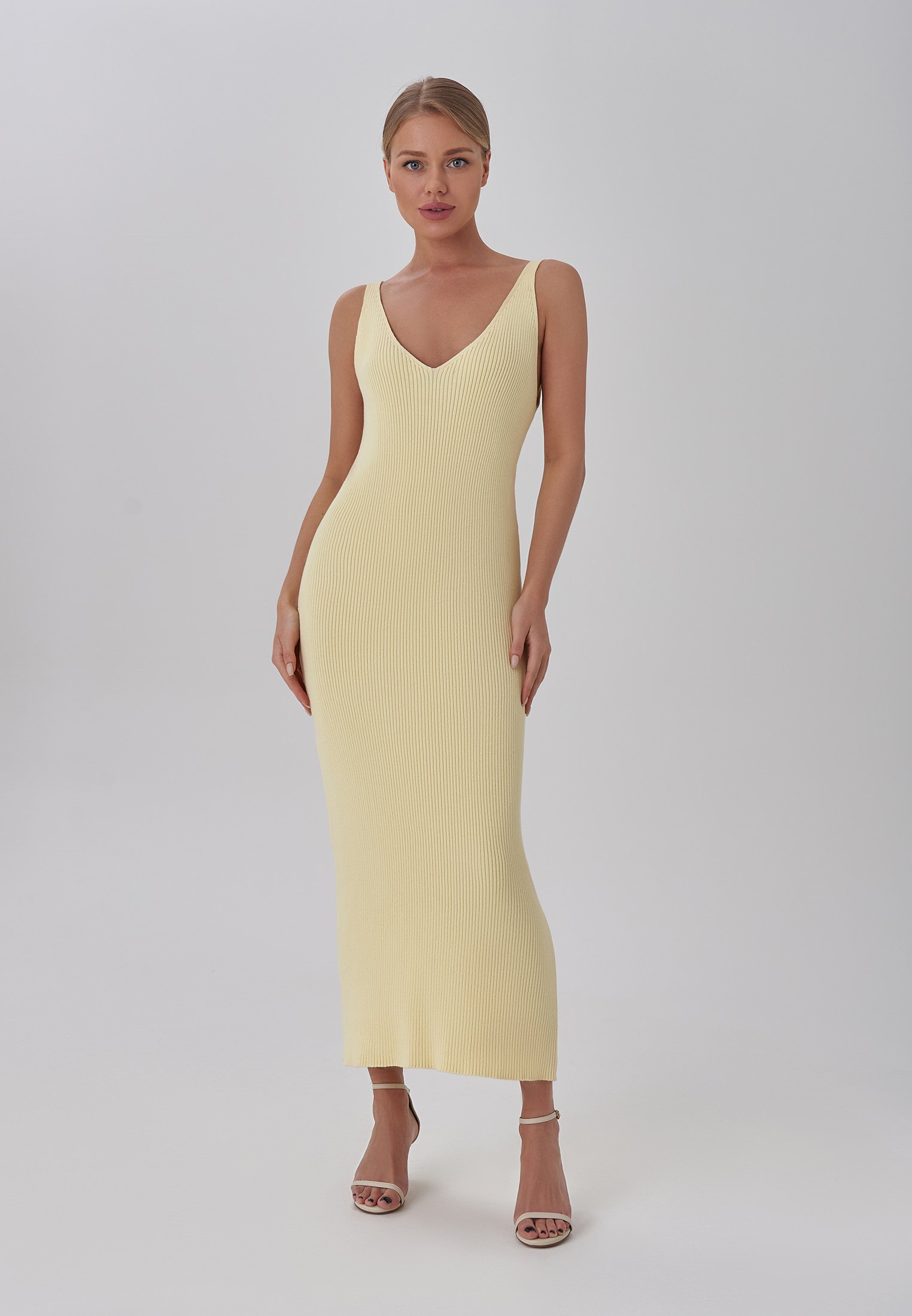 studio vestito