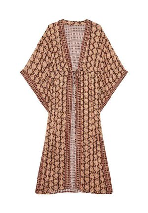 Ropa de estilo kimono con patrones en tonos terrenales, que presenta un cierre de lazo, mangas anchas y una mezcla de diseños geométricos y florales.