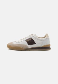 SHOE DOVER - Trainers - off white