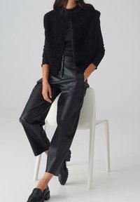 OPUS Weste - black