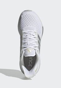 adidas Performance EQ21 biały