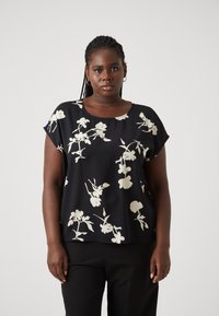 Vero Moda Curve VMNEWHALLIE NEW - Triko s potiskem - black/paya