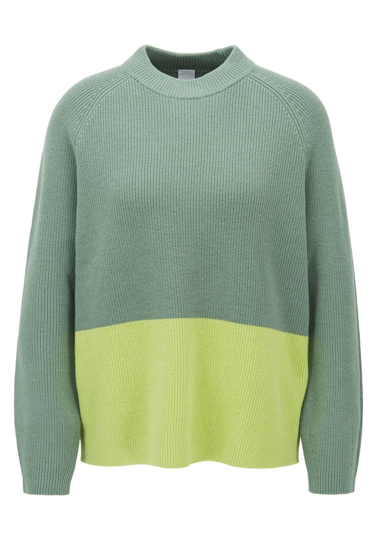 green boss jumper