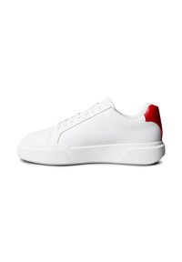 Unselected, bright white rush