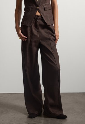 Stefanel, WIDE LEG TROUSERS. - Pantalones - dark brown