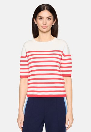 - T-shirt z nadrukiem