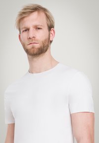 Wolford MEN'S PURE - T-shirt - bas - white
