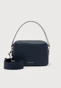 Unausgewählt, dress blues