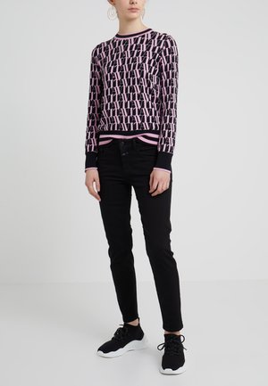 Slim fit jeans - black