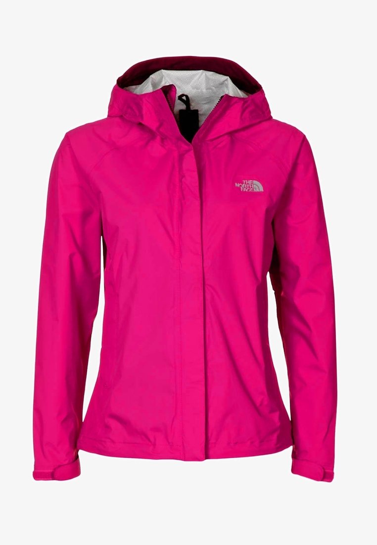 Veste imperméable rose vif avec capuche, fermeture éclair intégrale à l'avant et logo The North Face sur la poitrine.