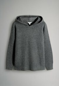 Grå hættejakke lavet af blødt strikmateriale med v-udskæring, lange ærmer samt ribbede manchetter og kant. Ingen synlige mønstre eller detaljer.