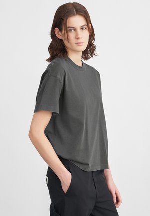 TORION  - Pamata T-krekls - black  grind washed