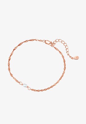 Bracelet délicat en or rose présentant un design de chaîne torsadée avec une perle blanche ovale centrale, sécurisé par un fermoir en pince de homard et une chaîne ajustable.